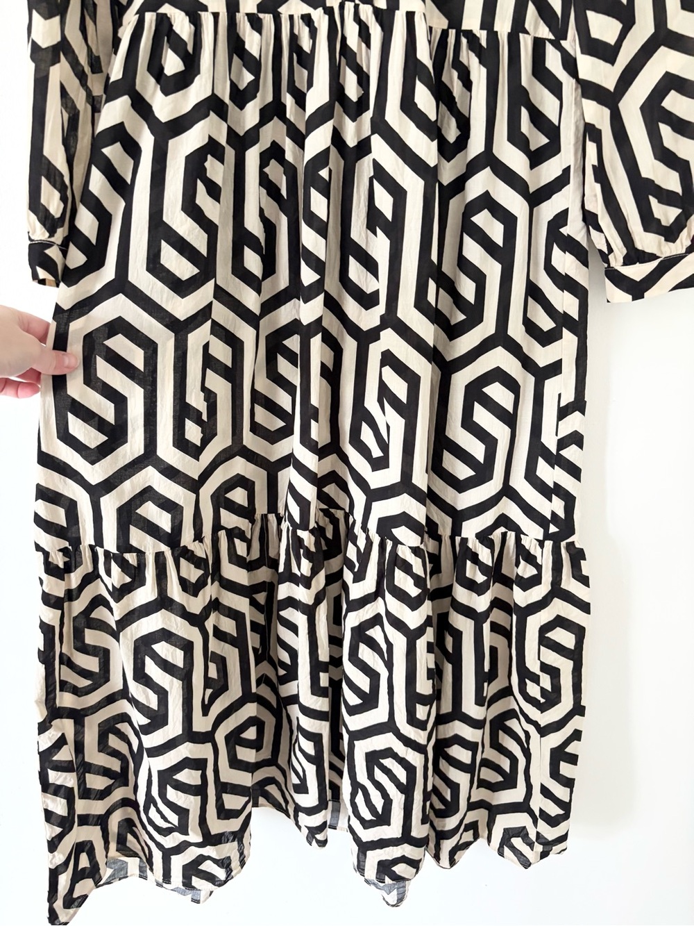 Zara Ivory Black Geometric Pattern Long Sleeve Cotton Tiered Maxi Dress Small - Picture 5 of 10
